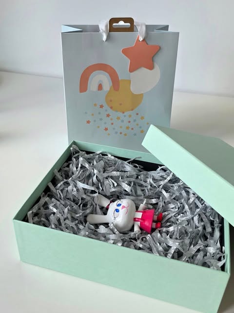 A special delivery — original image from 3D Wonderlab